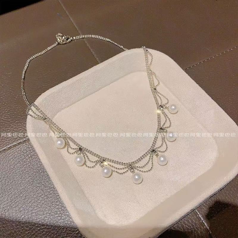 pearl clavicle chain